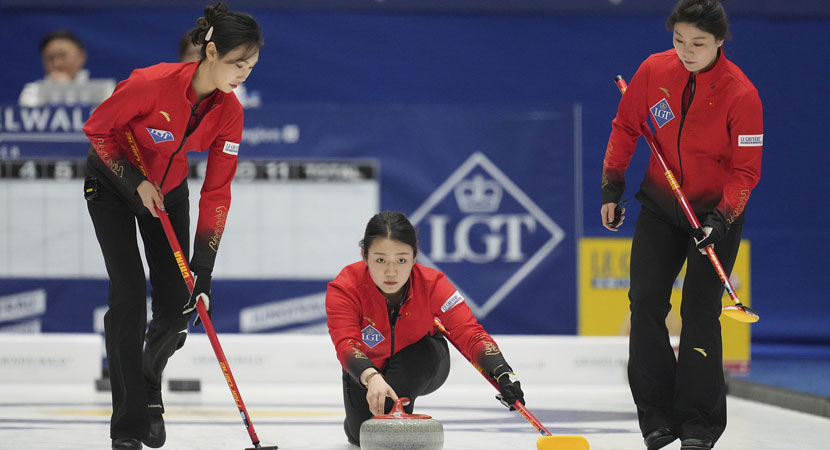 羽毛球——马来西亚公开赛：陈柏阳／刘毅晋级男双四强.